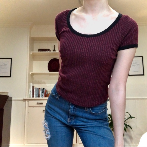 Y2K Burgundy Crew Neck Top - Picture 2 of 2